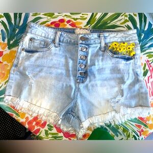 Altar’d State Shorts - Size 29/9